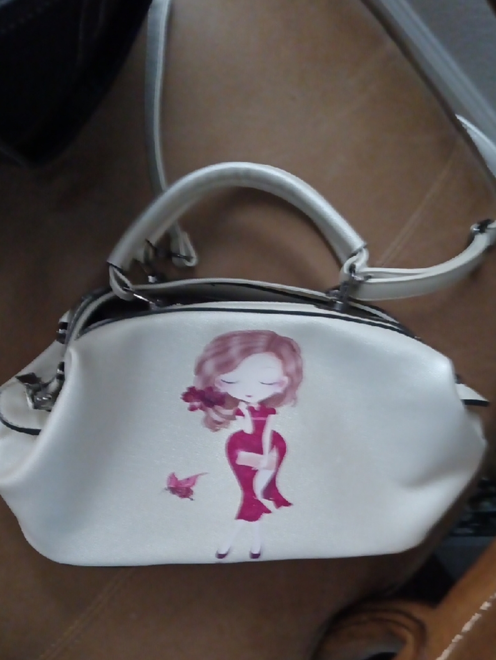 White Women's Shoulder Bag with Pink Doll Graphic (Anekke Look)